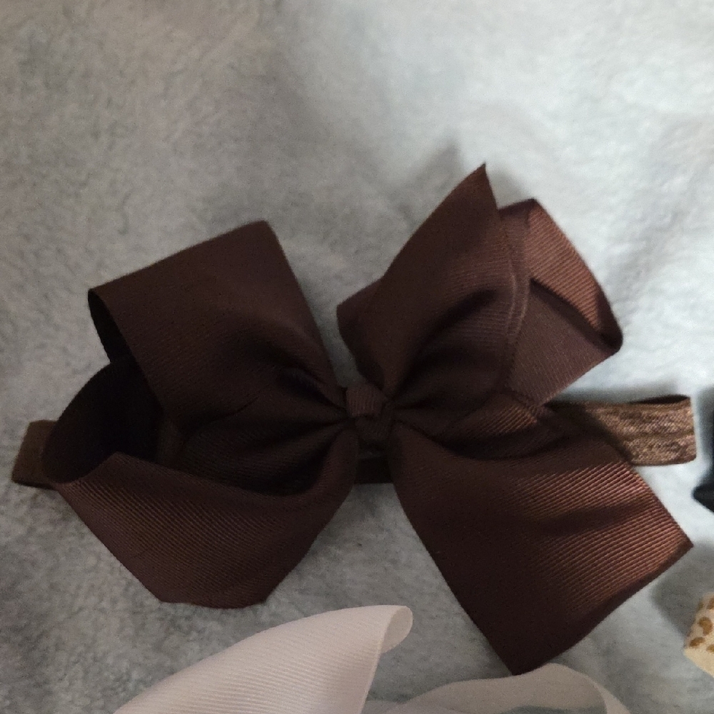 Elegant Kids Bow Headband Set - Black, Brown, White, Leopard - Picture 5 of 6